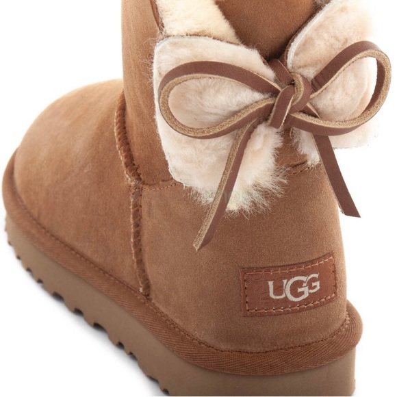 UGG Classic Double Bow Mini in Chestnut Size 6 - Picture 3 of 16